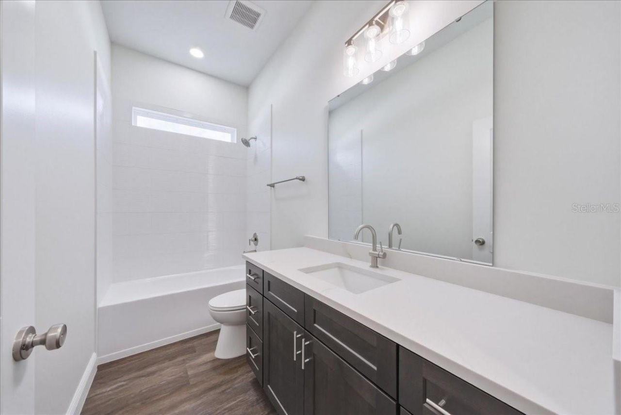 1302 Moselle Avenue, Orlando, FL 32807 Photo