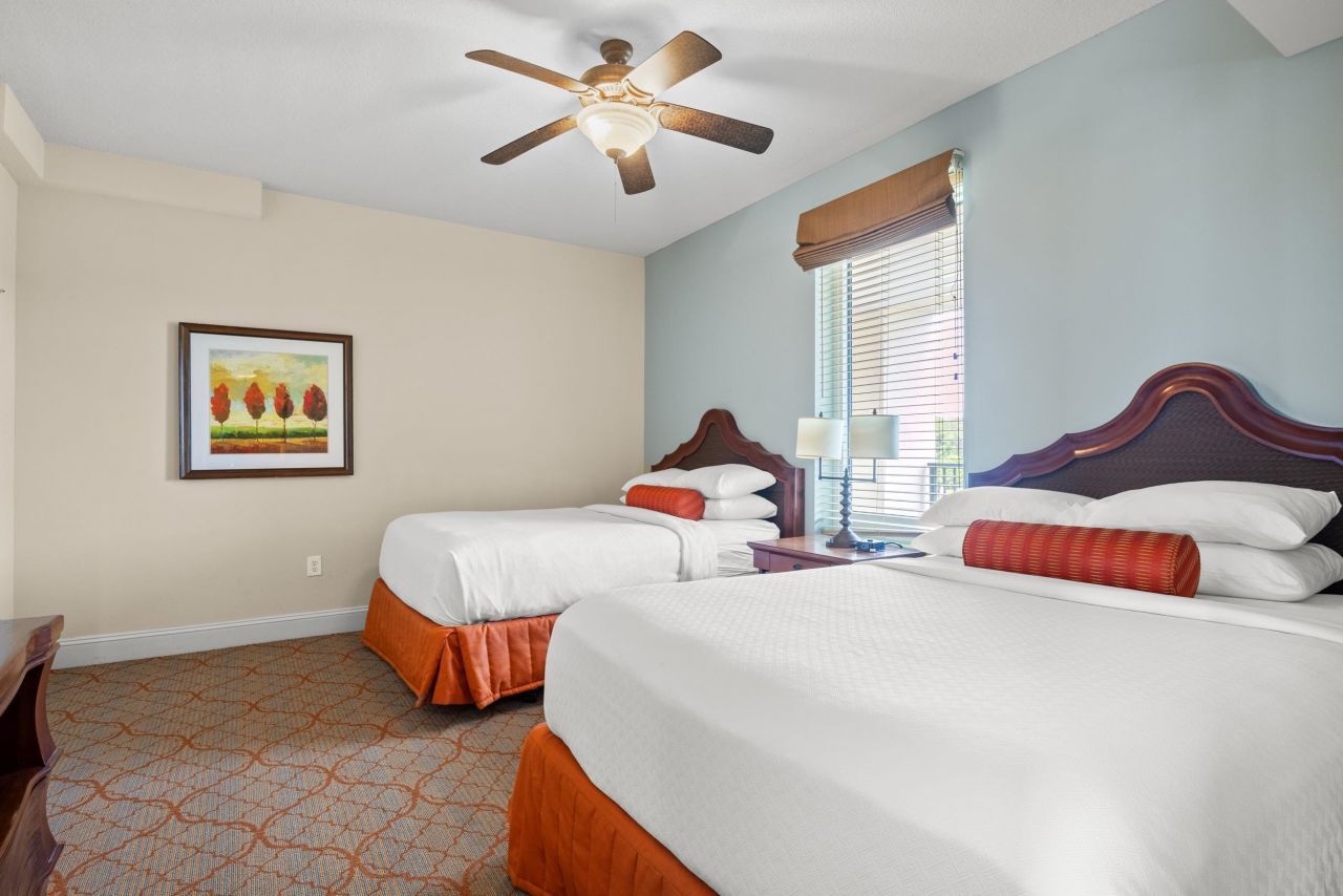 8121 Amalfi Pl.  Photo 14