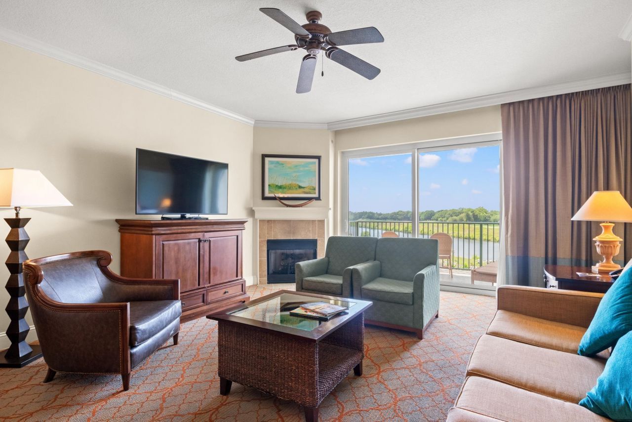 8121 Amalfi Pl.  Photo 18