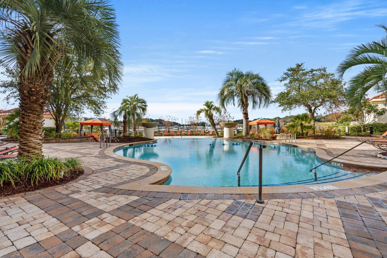 8121 Amalfi Pl.  Photo 28