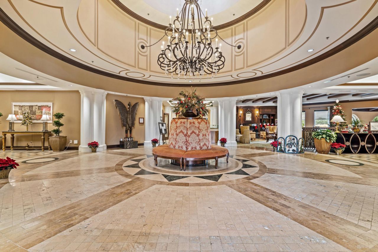 8121 Amalfi Pl.  Photo 30