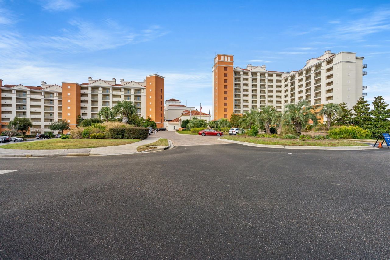 8121 Amalfi Pl.  Photo 31