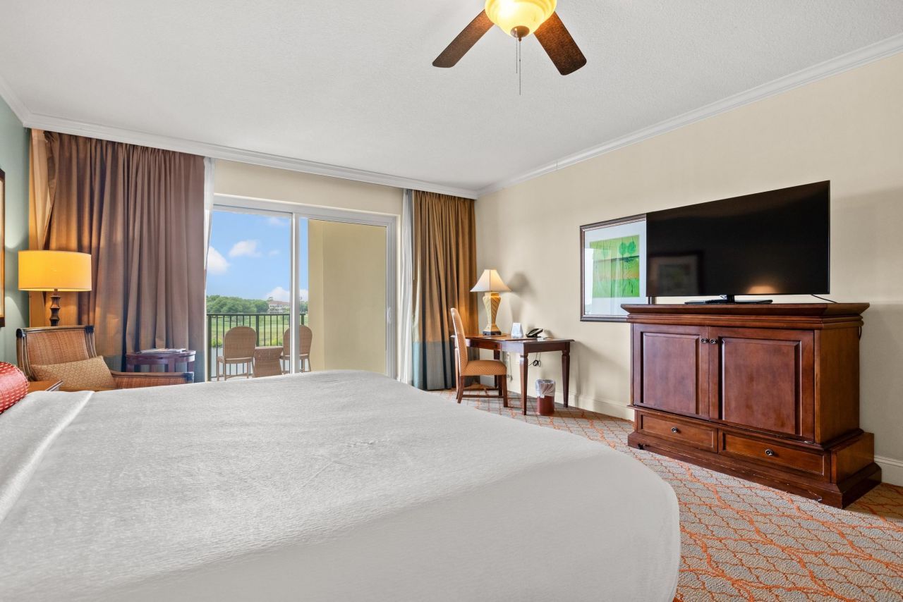 8121 Amalfi Pl.  Photo 7