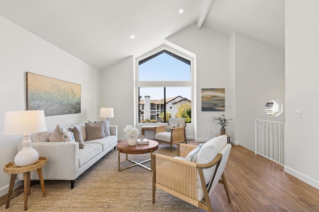 863 Violet Ct, Carlsbad, CA 92011 Main Photo