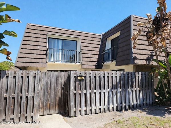 1313 Vista Oaks Circle NE , Palm Bay, FL 32905