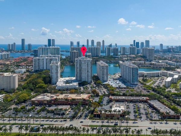 2750 NE 183rd St , Unit 806, Aventura, FL 33160