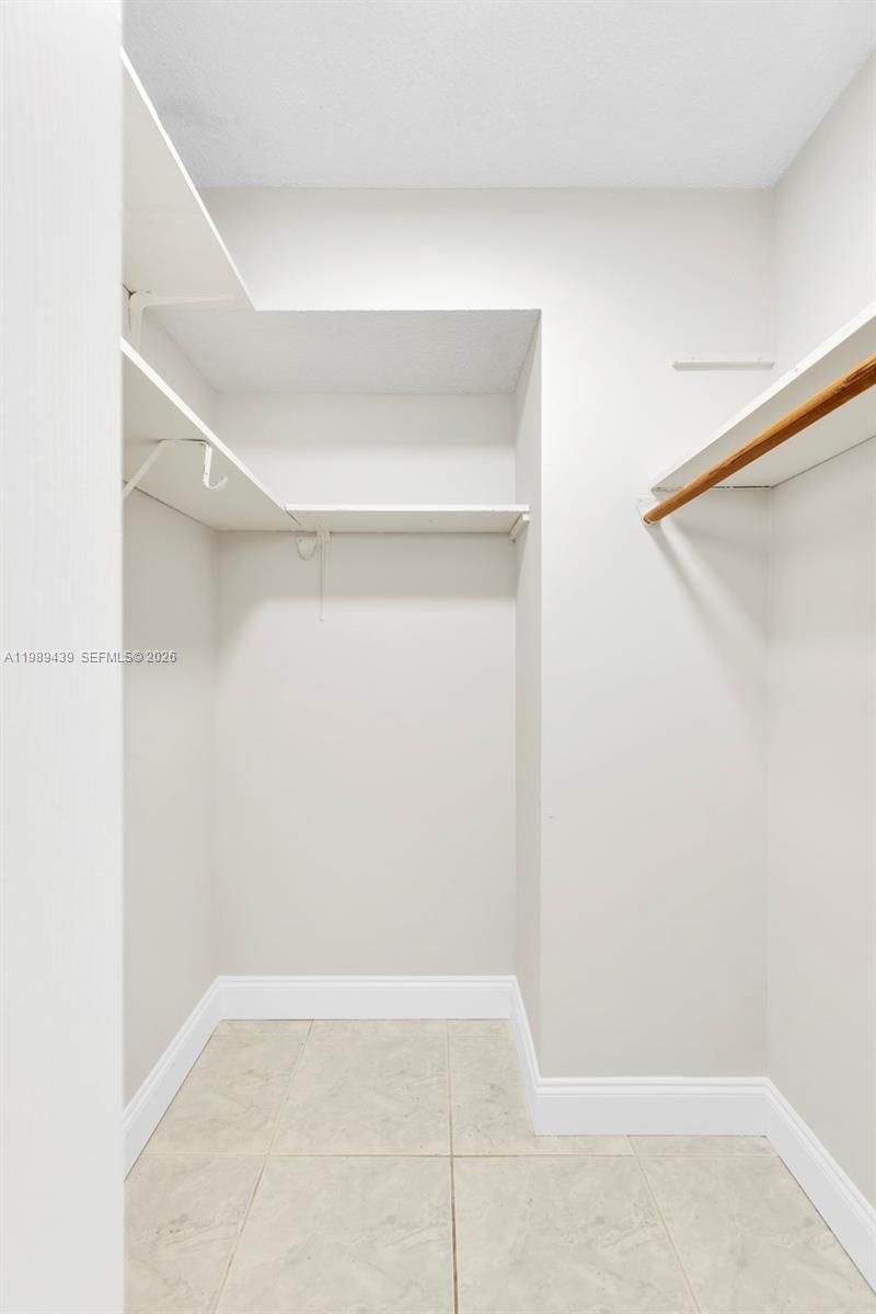 2750 NE 183rd St , Unit 806, Aventura, FL 33160 Photo