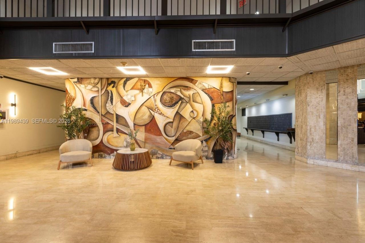 2750 NE 183rd St , Unit 806, Aventura, FL 33160 Photo