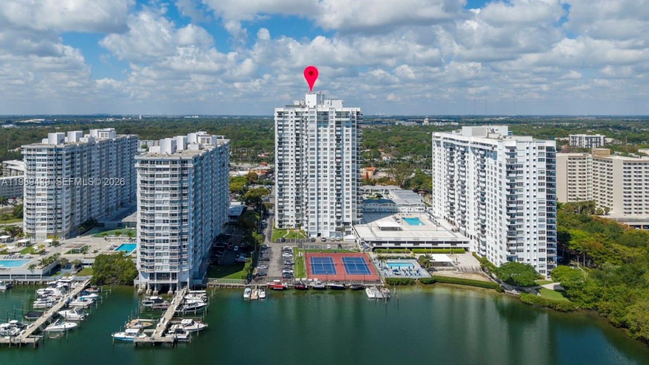 2750 NE 183rd St , Unit 806, Aventura, FL 33160 Photo