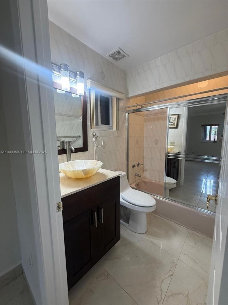 281 W 17th St , Unit 281, Hialeah, FL 33010 Photo