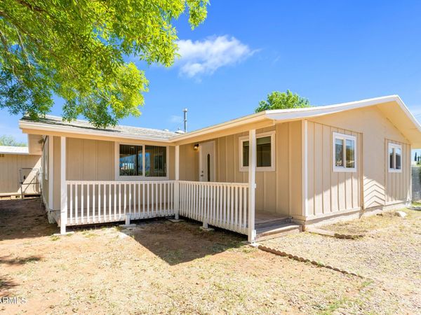 2442 N FIREHOUSE Lane, Huachuca City, AZ 85616
