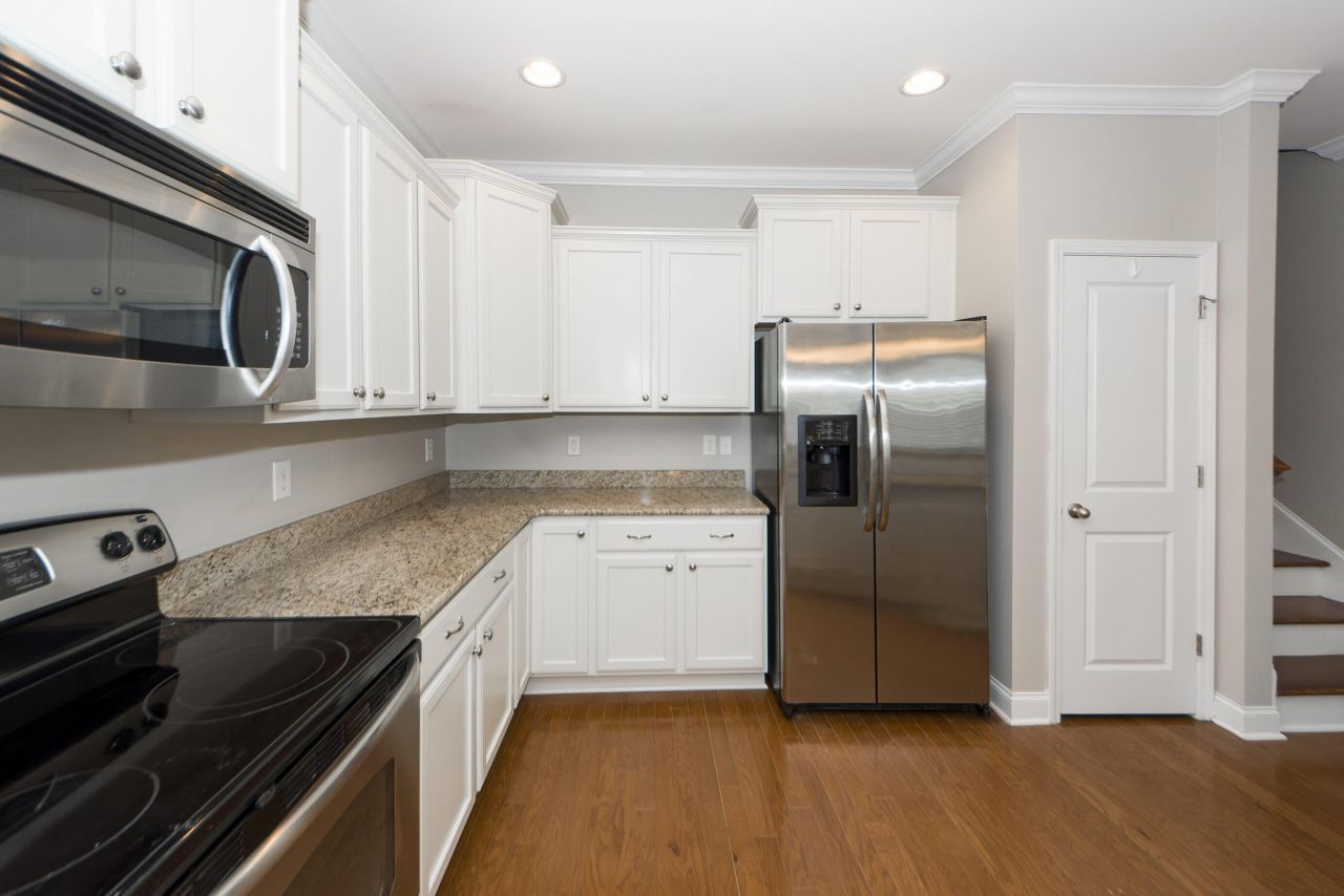 2052 Promenade Court Photo 10