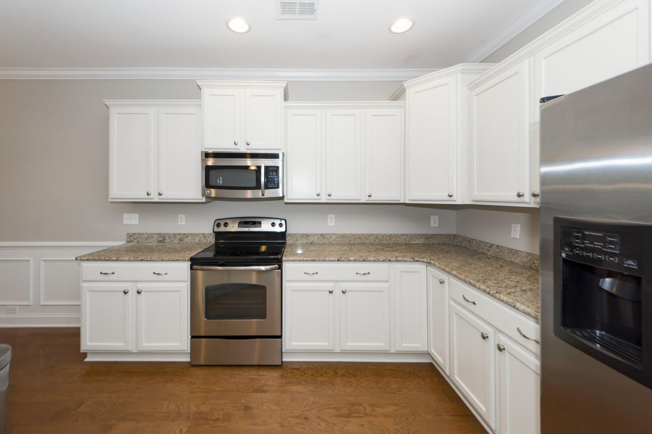 2052 Promenade Court Photo 11