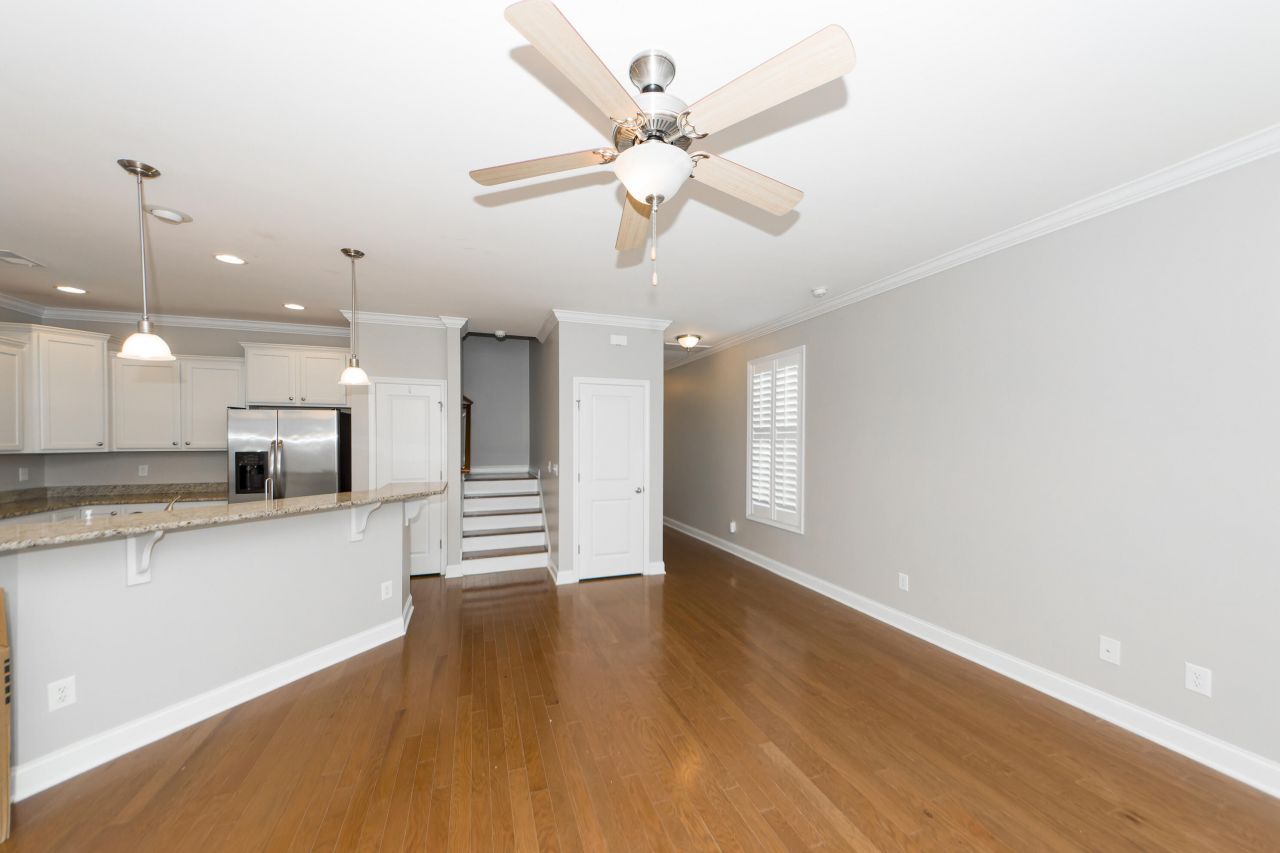 2052 Promenade Court Photo 14