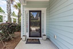 2052 Promenade Court photo 4