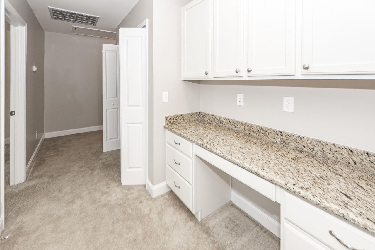 2052 Promenade Court Photo 29