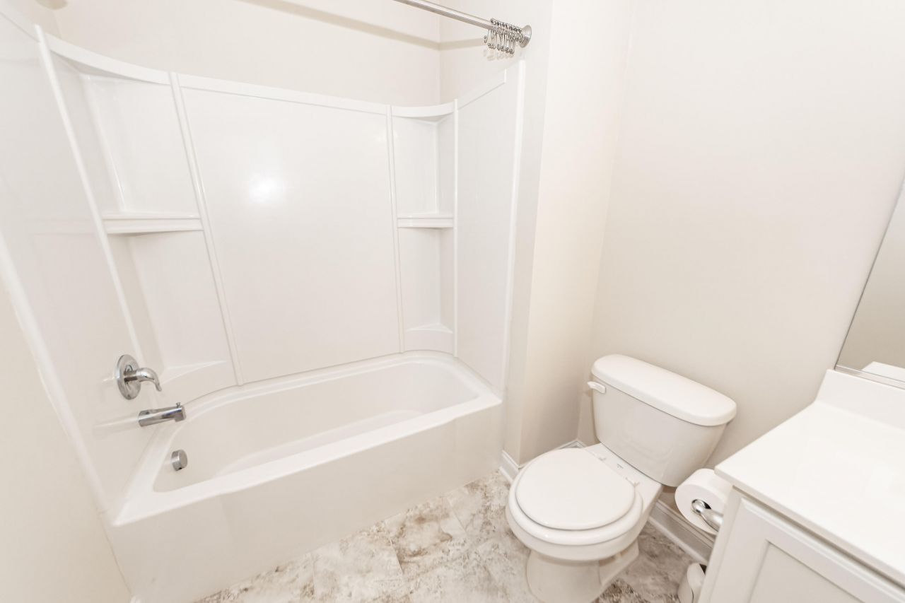 2052 Promenade Court Photo 36