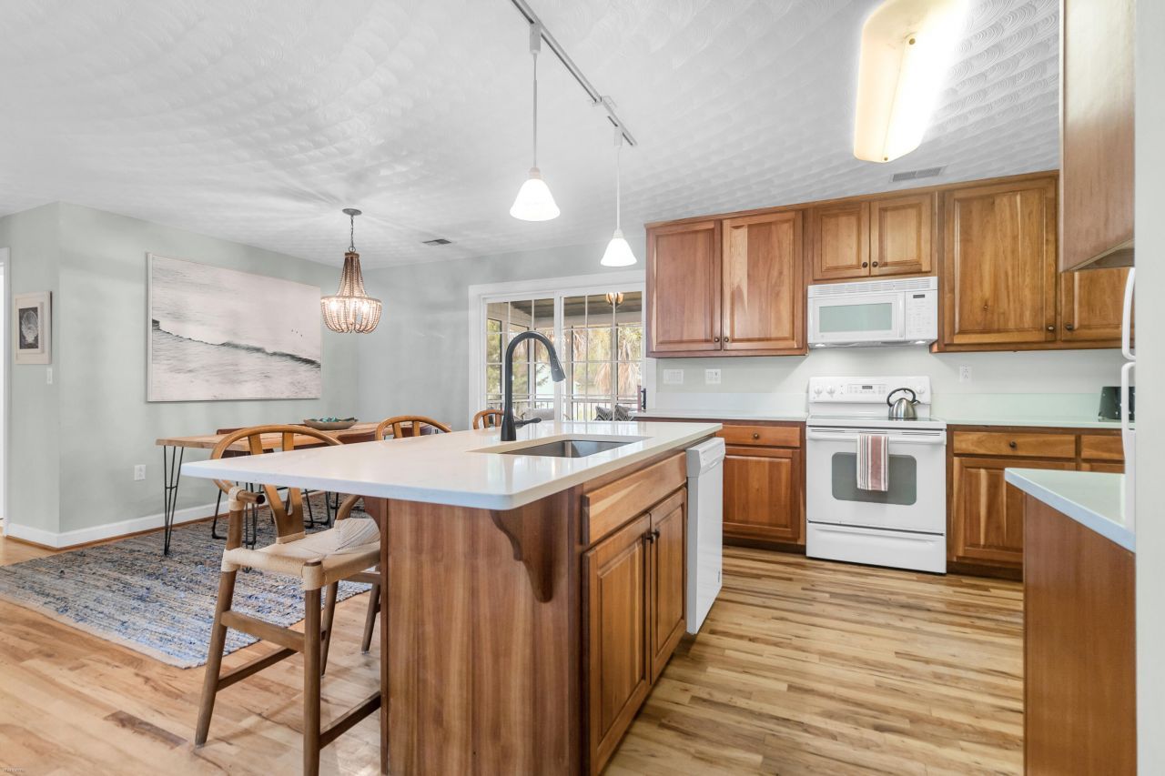 312 W Cooper Avenue Photo 24