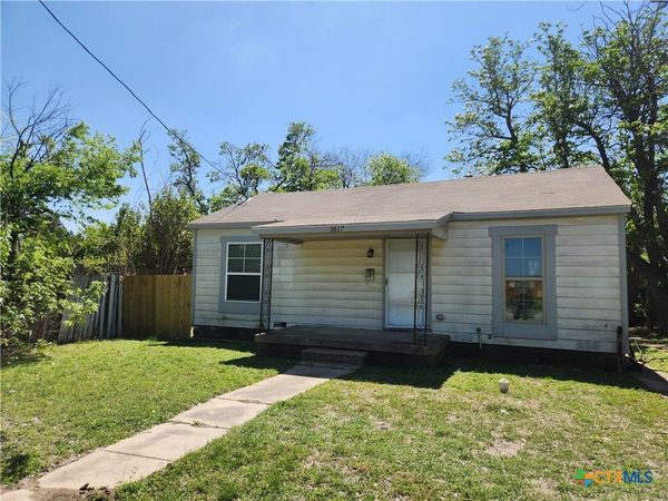 1817 E Barton Avenue , Temple, TX 76501