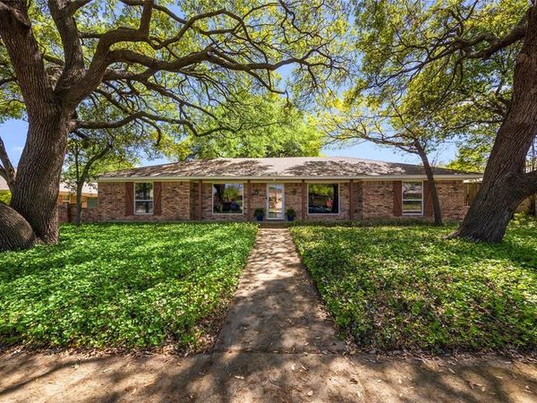 2616 Pin Oak Lane, Plano, TX 75075