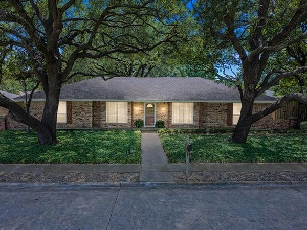 2616 Pin Oak Lane, Plano, TX 75075