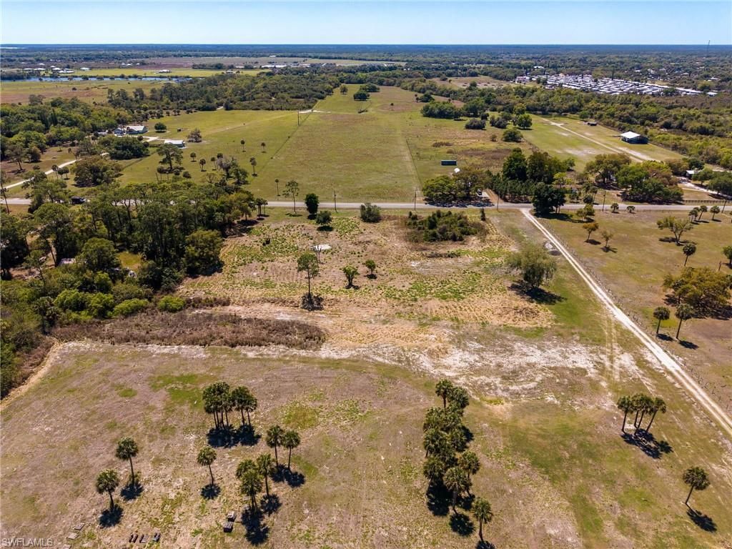 18020 Caloosa Ridge Rd, Alva, FL 33920 Photo