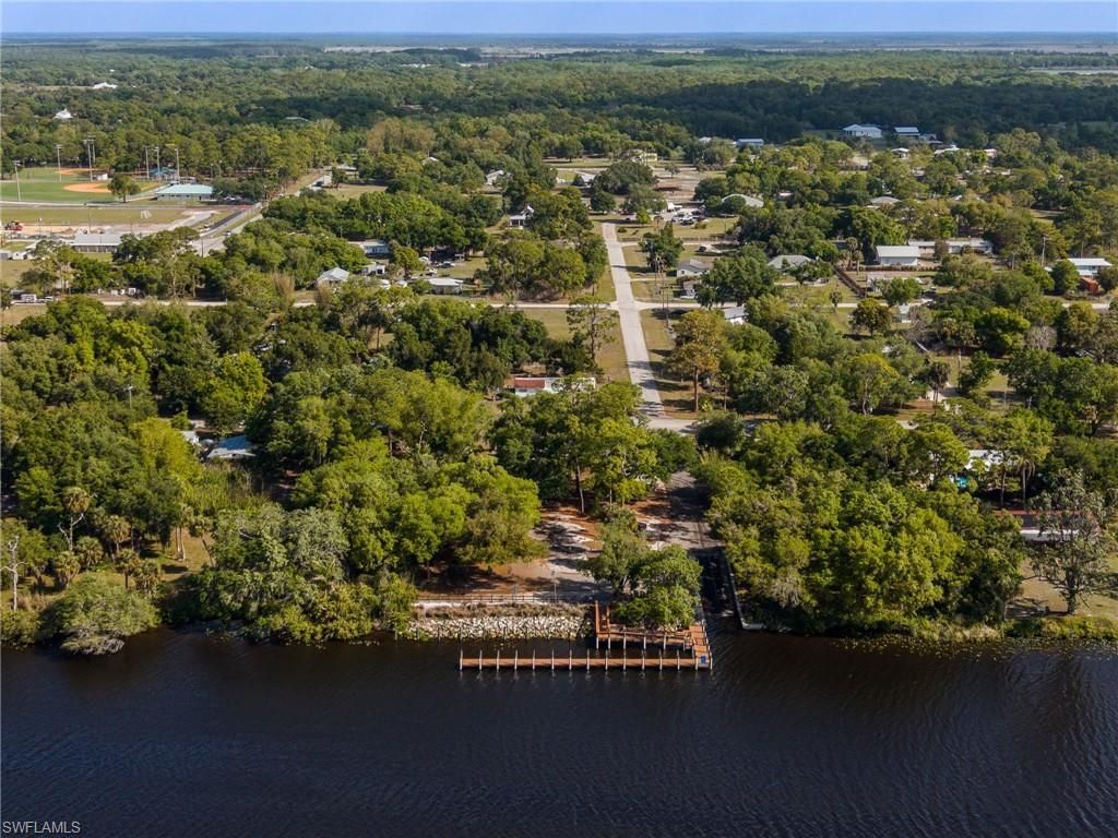 18020 Caloosa Ridge Rd, Alva, FL 33920 Photo