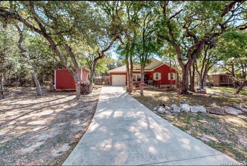 1118 Lonesome, Canyon Lake, TX 78133 Main Photo