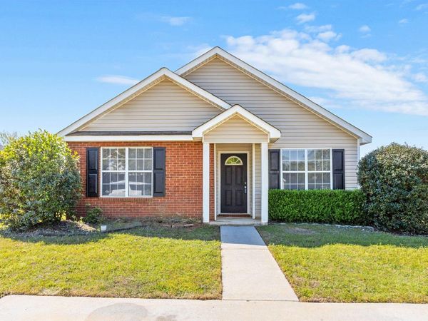 111 Chadwyck Lane, Bonaire, GA 31005