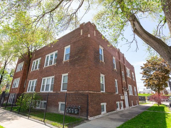 2122 N Springfield Avenue , Chicago, IL 60647