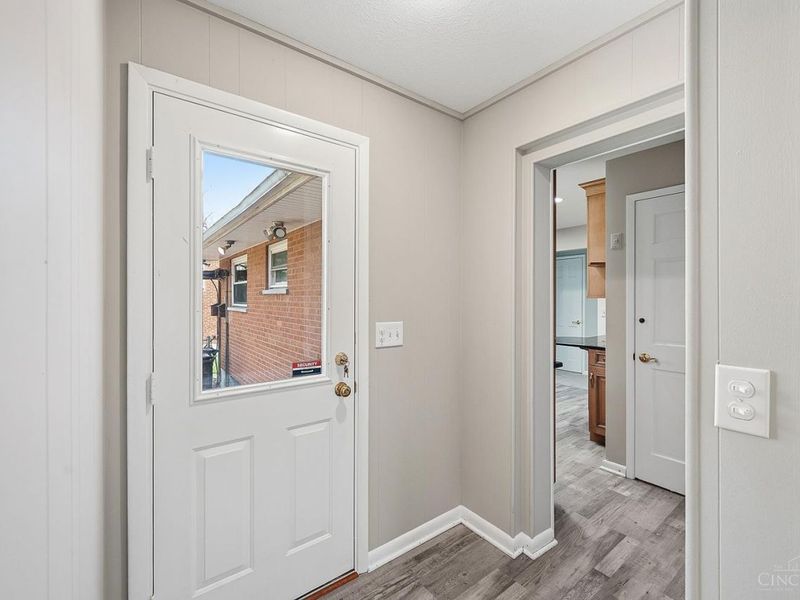 6683 Greentree Drive, Springfield Twp., OH 45224 Photo 15