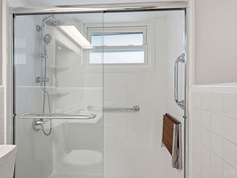 6683 Greentree Drive, Springfield Twp., OH 45224 Photo 33