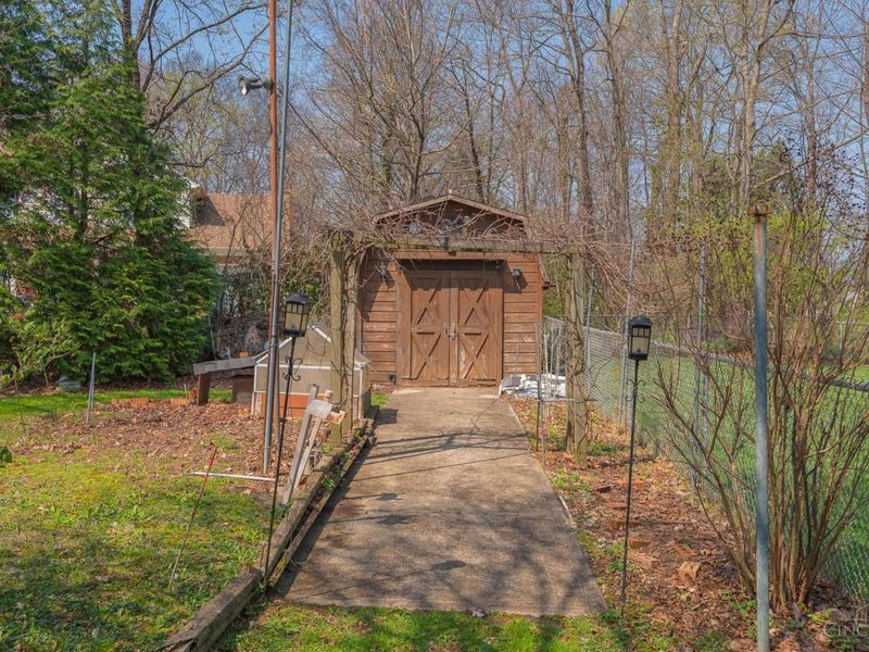 6683 Greentree Drive, Springfield Twp., OH 45224 Photo 43