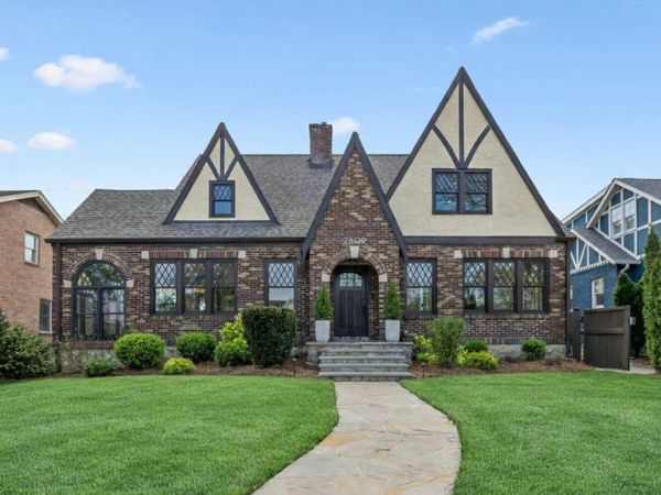 2809 Acklen Ave, Nashville, TN 37212