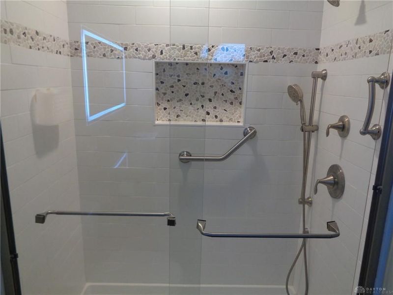 80 Villa Pointe Drive, Springboro, OH 45066 Photo 14