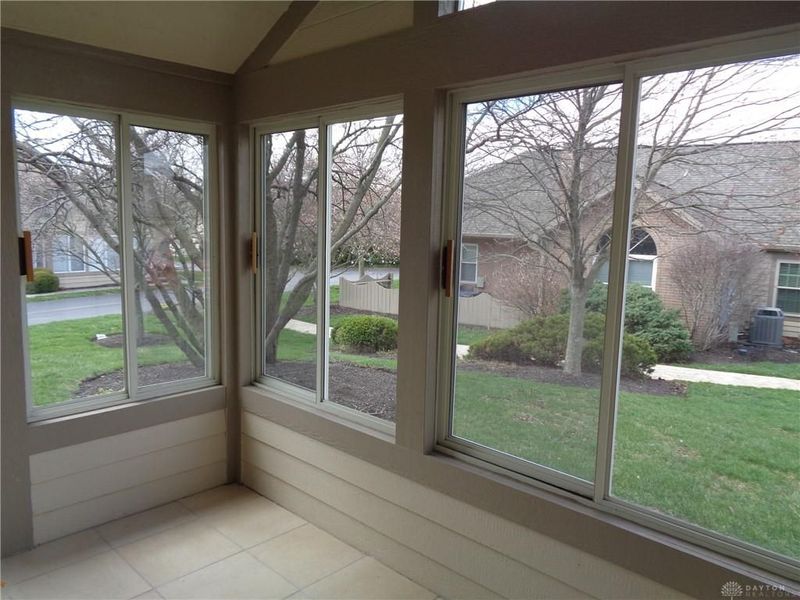 80 Villa Pointe Drive, Springboro, OH 45066 Photo 19