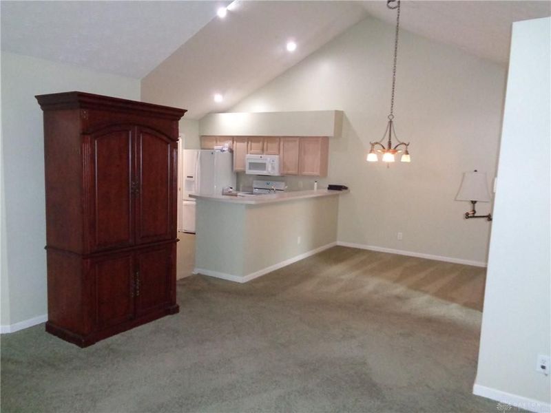 80 Villa Pointe Drive, Springboro, OH 45066 Photo 7