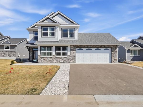 9934 14th Circle NE, Saint Michael, MN 55376