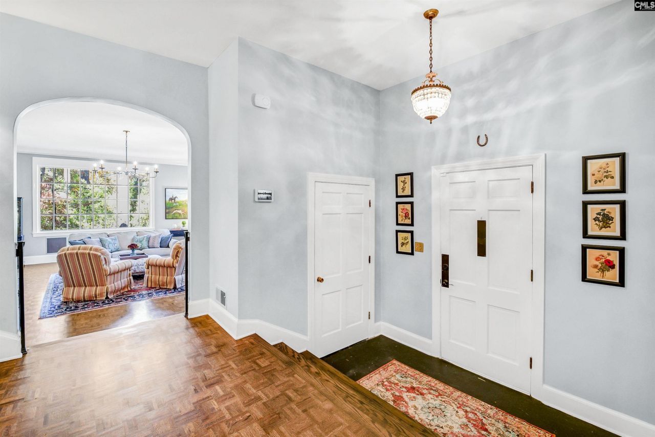 2411 Springdale Drive  Photo 22