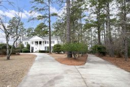 2411 Springdale Drive  photo 4