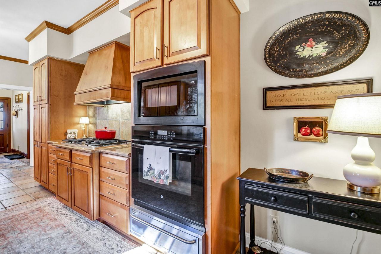 2411 Springdale Drive  Photo 52