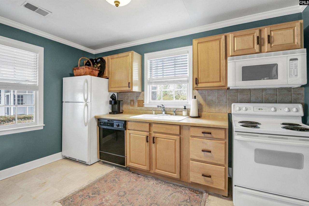 2411 Springdale Drive  Photo 80