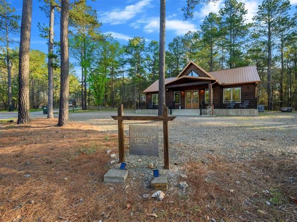 200 Iti Hina Trail, Broken Bow, OK 74728