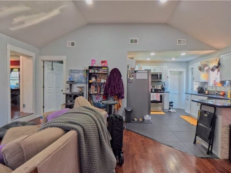 819 Fairfield Avenue, Columbiana, OH 44408 Photo 3