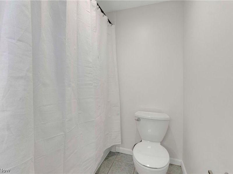 26928 Fairfax Lane, North Olmsted, OH 44070 Photo 16