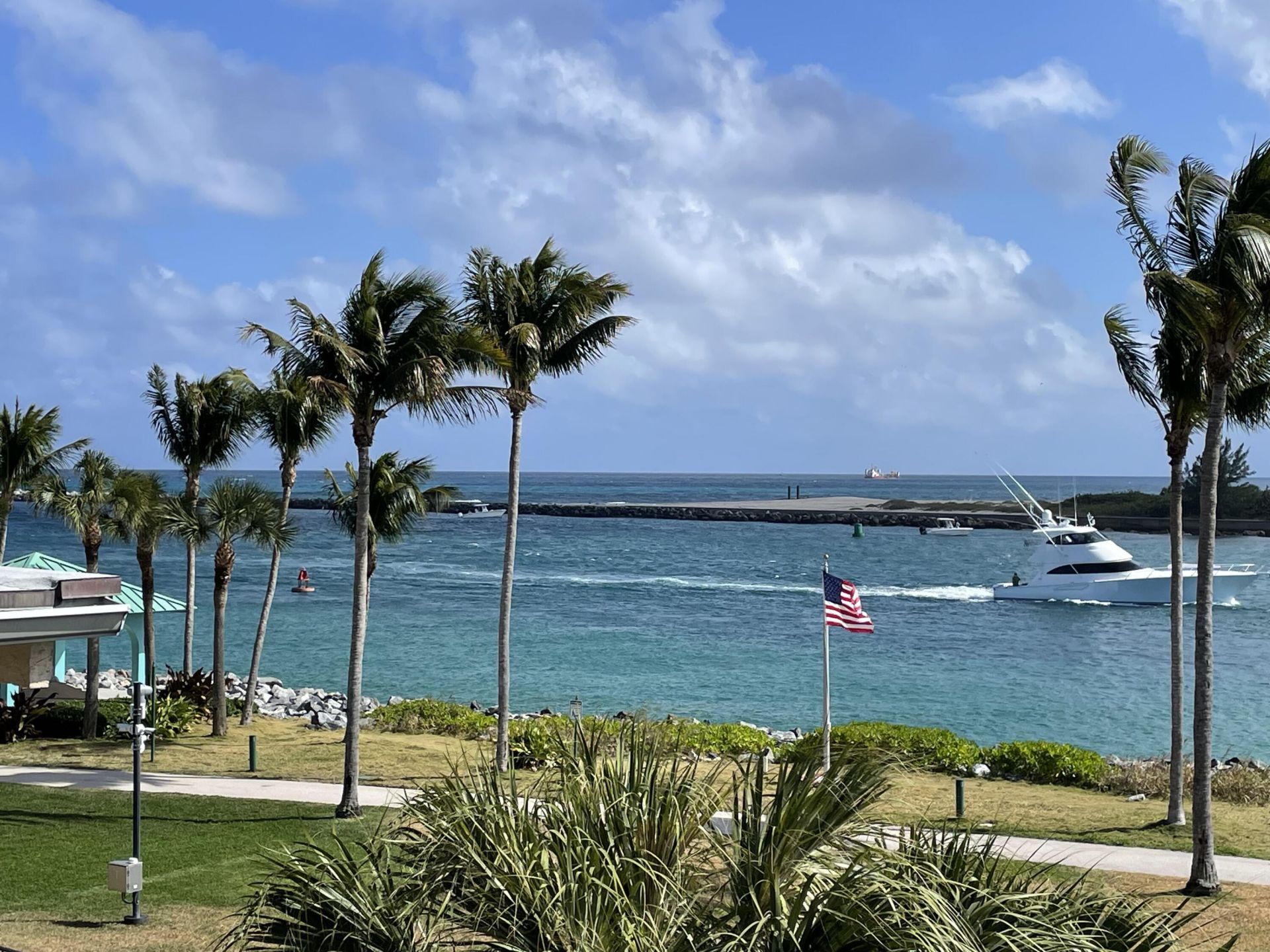 314 Inlet Way, Unit 201, Palm Beach Shores, FL 33404 Photo