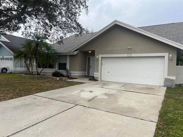 520 NW 206th Avenue, Pembroke Pines, FL 33029