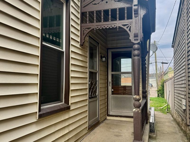 911 Park Avenue, Newport, KY 41071 Photo 2