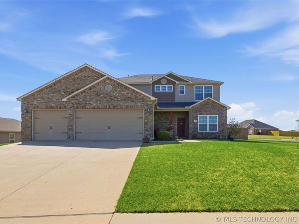 380 E 148th Street S, Glenpool, OK 74033