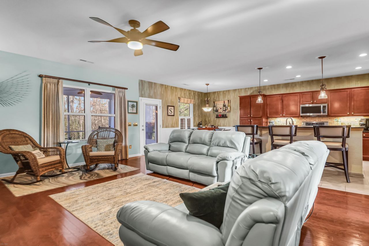 3230 Conservancy Lane Photo 12